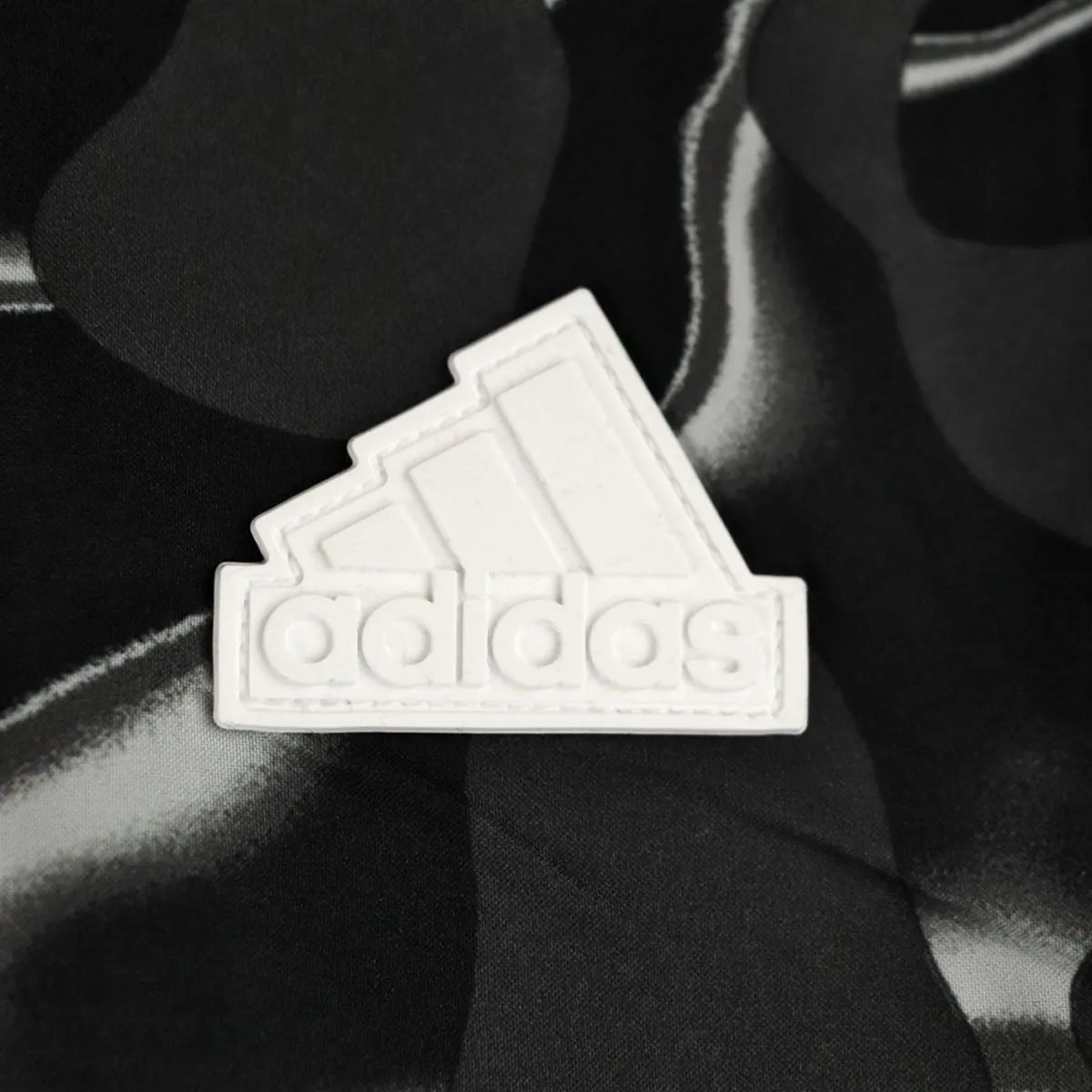 Adidas Future Icons All Over Print Regen Jacke IJ8843 - grau-schwarz-weiss