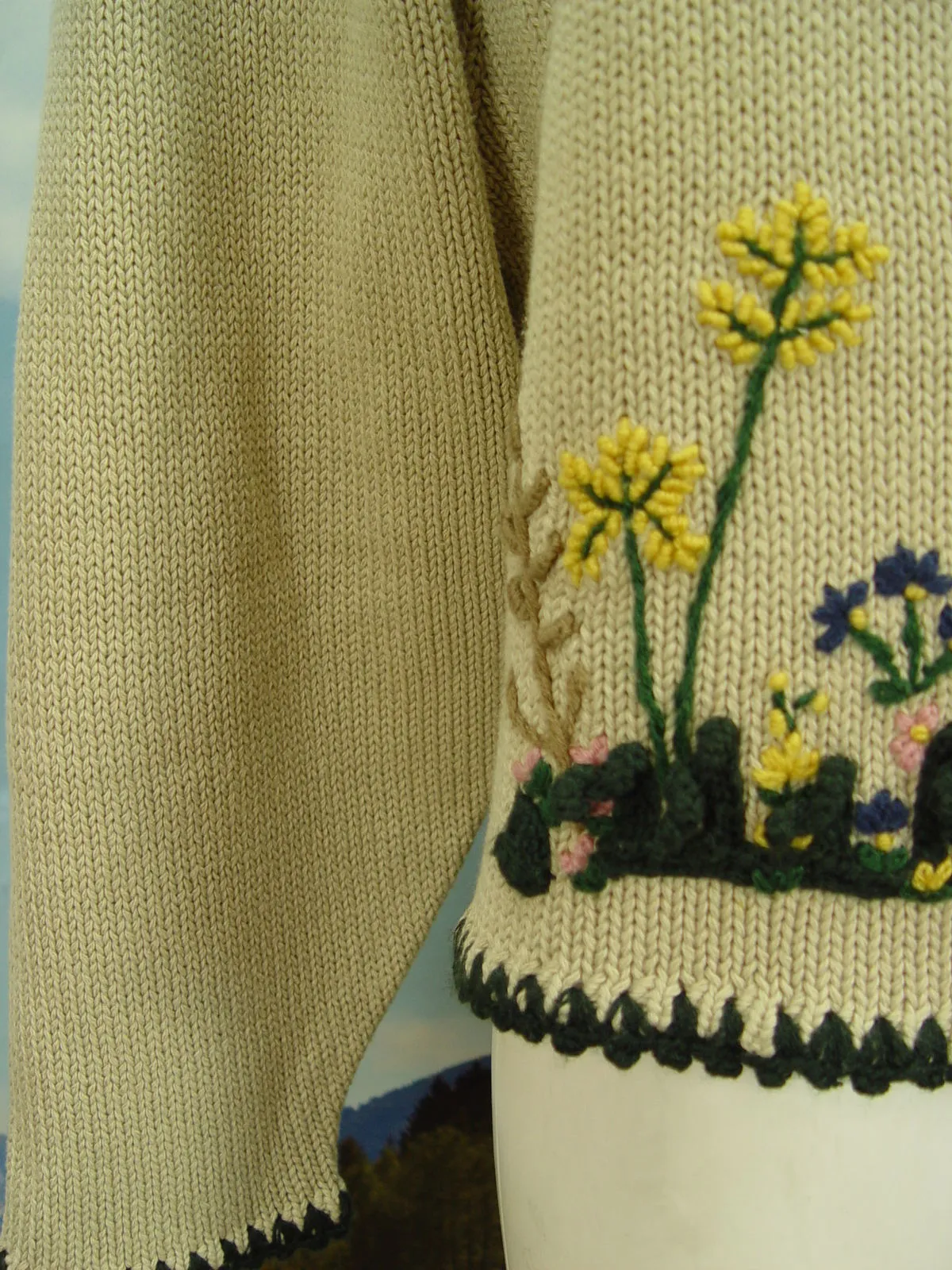 ALPHORN mit viel Besatz Dirndljacke neuwertig Strickjacke Trachtenjacke Gr.46