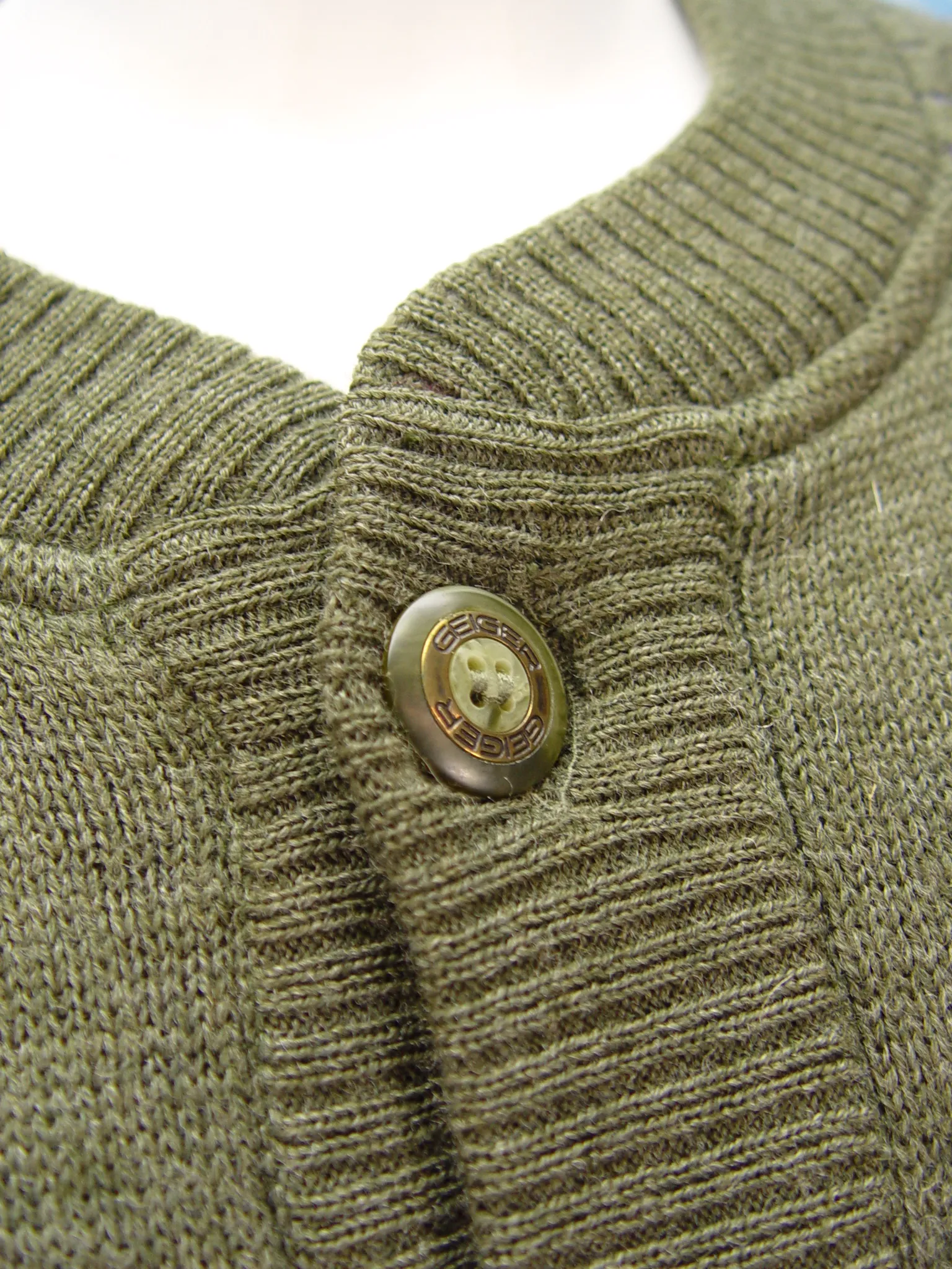 Schön gefütterte Strickjacke, grüne Jacke, Janker Walkjacke Gr.54