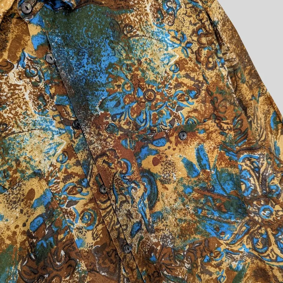 Vintage Hippie Hemd aus den 60er/70er Jahren M Tall - Ein farbenfrohes Statement aus 100% Viskose